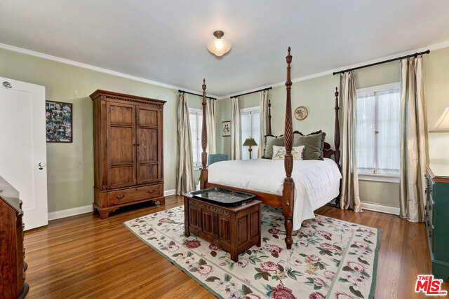 5 Bed Home for Sale in Los Angeles, California