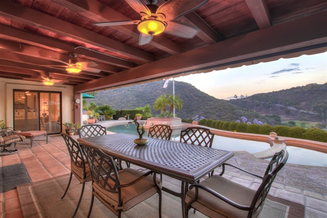 29590 Vista Valley Dr