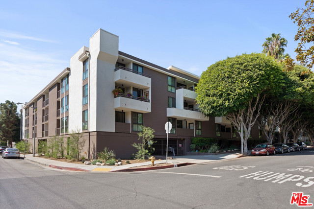 1 Bed Home for Sale in West Hollywood, California