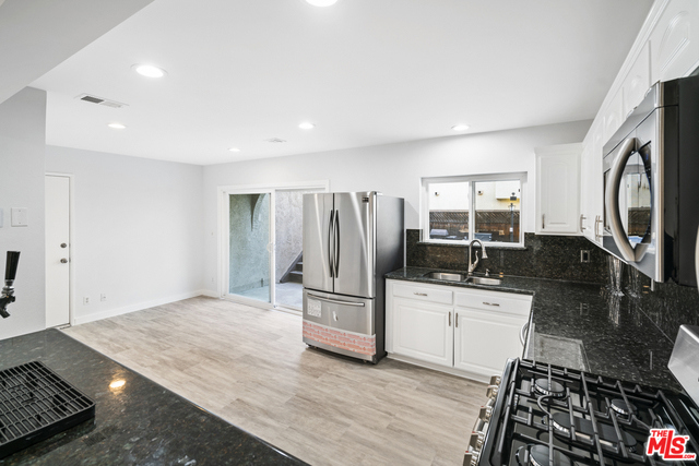 3 Bed Home for Sale in Sherman Oaks, California