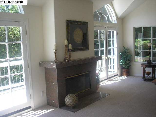 6163 Girvin Dr, Oakland, CA 94611 photo 7
