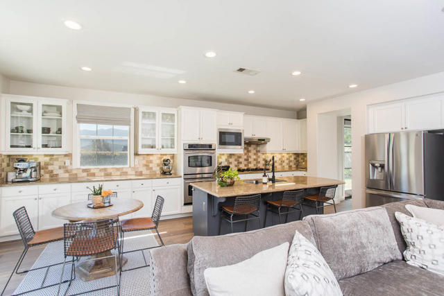 4 Bed Home for Sale in Newbury Park, California