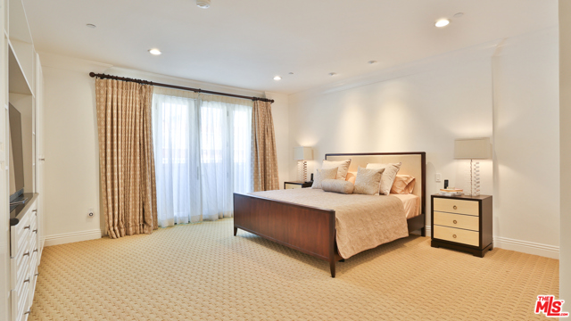 3 Bed Home for Sale in Beverly Hills, California