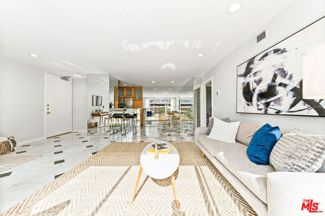 2 Bed Home for Sale in Los Angeles, California