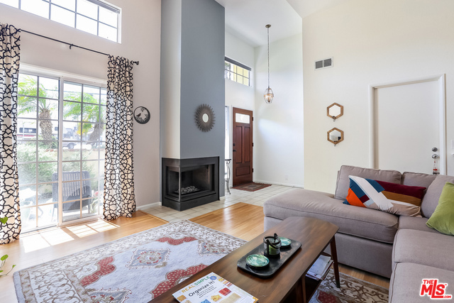 2301 MATHEWS Avenue, Redondo Beach, California 90278, 2 Bedrooms Bedrooms, ,3 BathroomsBathrooms,Residential,Sold,MATHEWS,18379254