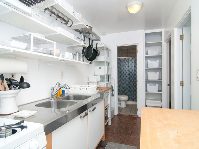 2383 Jefferson