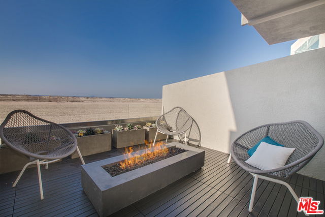 6 Voyage Street 103 Marina del Rey CA 90292