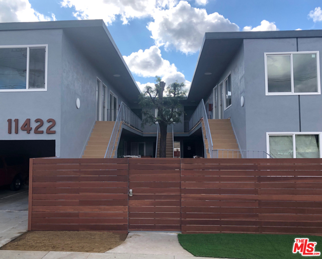 Photo of 11422 IOWA Avenue #11, Los Angeles, CA 90025