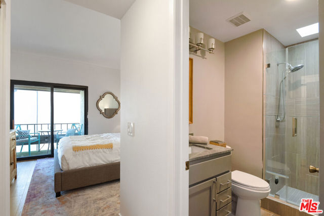 2 Bed Home for Sale in Playa del Rey, California