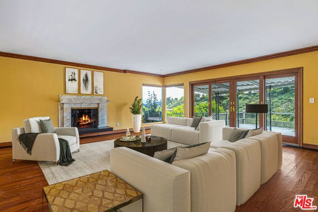 3 Bed Home for Sale in Sherman Oaks, California