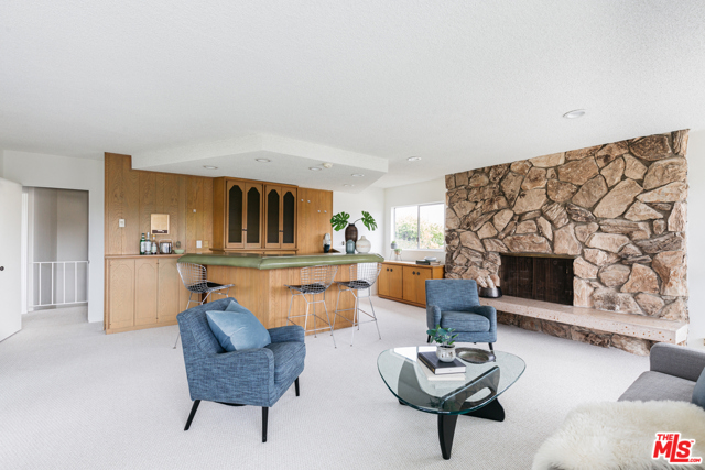 5 Bed Home for Sale in Playa del Rey, California