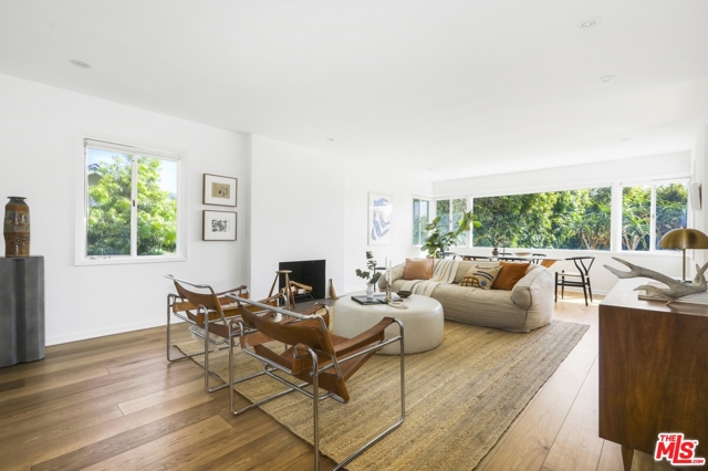 4 Bed Home for Sale in Los Angeles, California