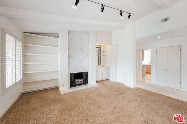 Living Room - Upper Level