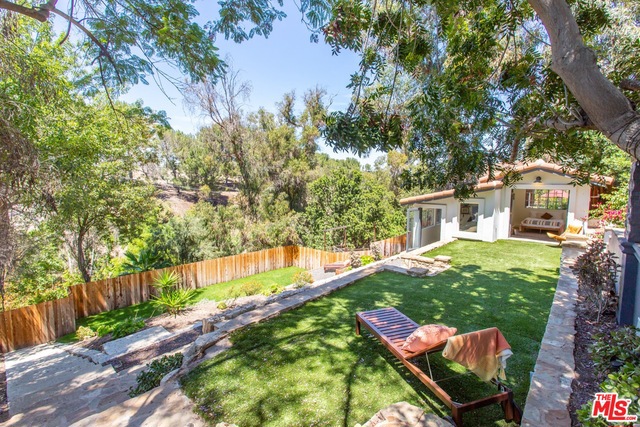 2261 CARRIAGE Drive, Rolling Hills Estates, California 90274, 4 Bedrooms Bedrooms, ,4 BathroomsBathrooms,Residential,Sold,CARRIAGE,19486406