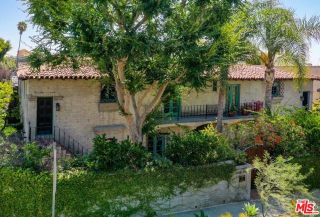 1 Bed Home for Sale in Los Angeles, California