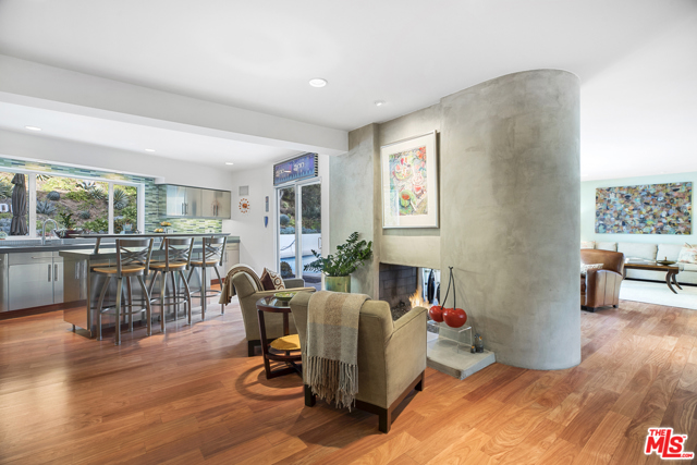 5 Bed Home for Sale in Beverly Hills, California