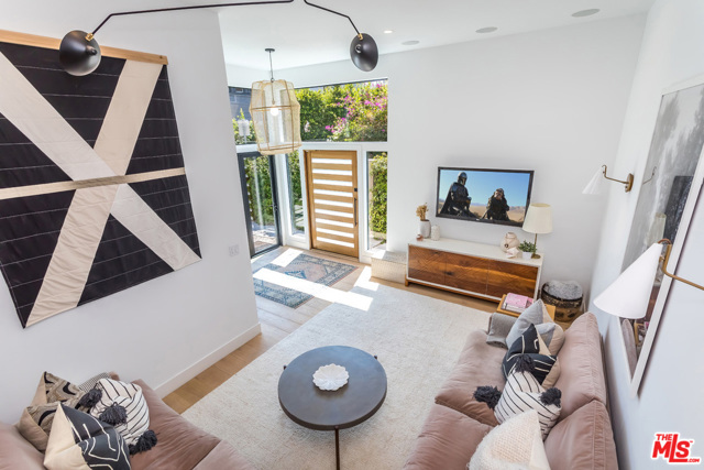 3 Bed Home for Sale in Venice, California