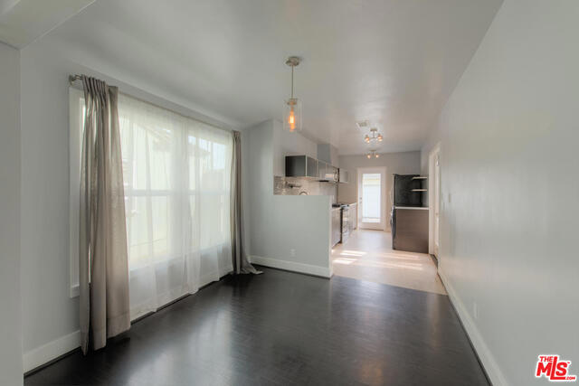 2 Bed Home for Sale in Lake Balboa, California