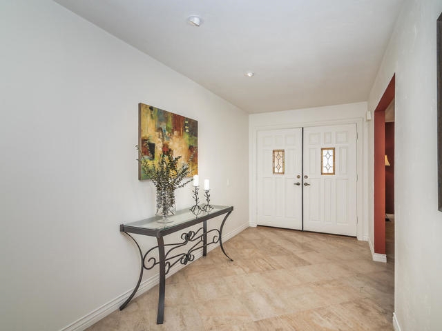 2814 La Costa Ave