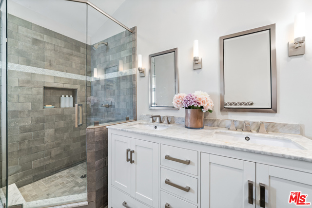 3 Bed Home for Sale in Santa Monica, California