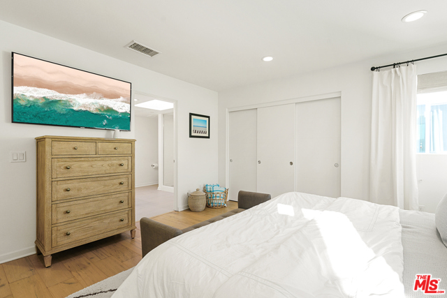 3 Bed Home for Sale in Valley Village, California