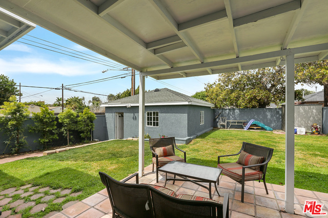 2701 184TH Street, Redondo Beach, California 90278, 3 Bedrooms Bedrooms, ,1 BathroomBathrooms,Residential,Sold,184TH,19452494