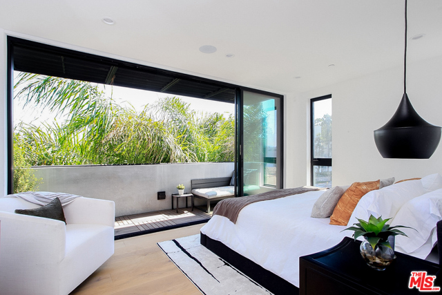 3 Bed Home for Sale in Venice, California