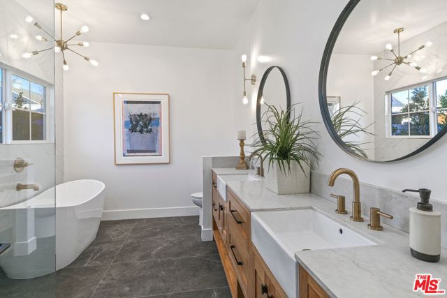 4 Bed Home for Sale in Valley Village, California