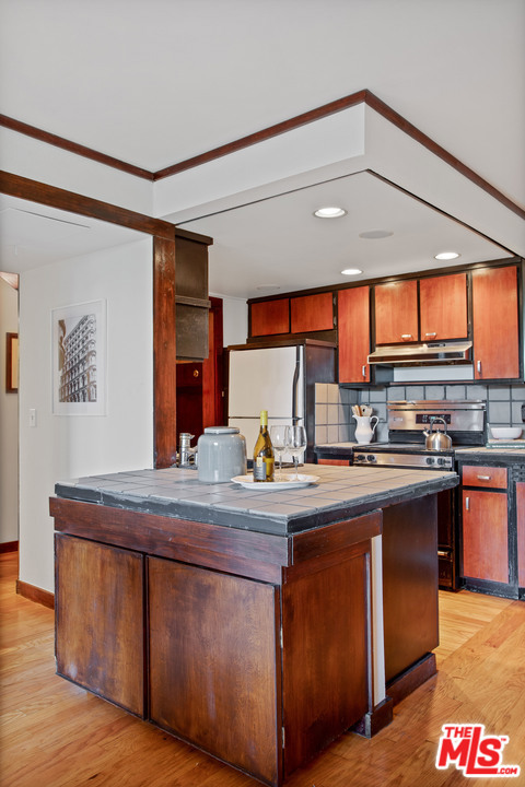 1 Bed Home for Sale in West Hollywood, California