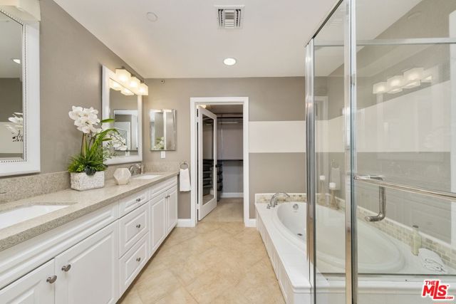 2 Bed Home for Sale in Playa Vista, California