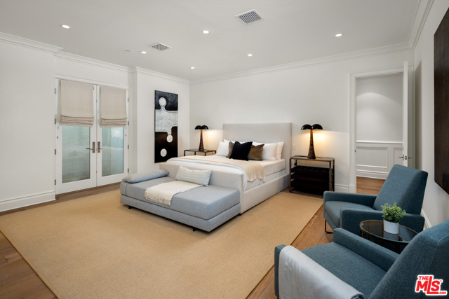 7 Bed Home for Sale in Pacific Palisades, California