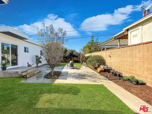 1905 Manzanita Lane, Manhattan Beach, California 90266, 4 Bedrooms Bedrooms, ,1 BathroomBathrooms,Residential,Sold,Manzanita,21681040