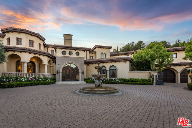 7 Bed Home for Sale in Beverly Hills, California