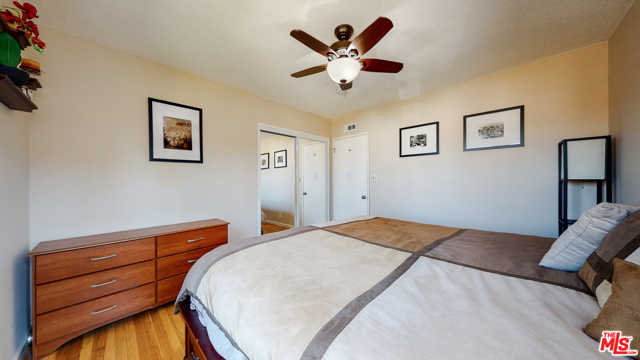 3 Bed Home for Sale in Hawthorne, California