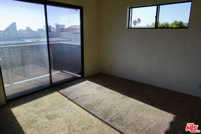 403 ELENA Avenue, Redondo Beach, California 90277, 3 Bedrooms Bedrooms, ,2 BathroomsBathrooms,Residential,Sold,ELENA,18397874