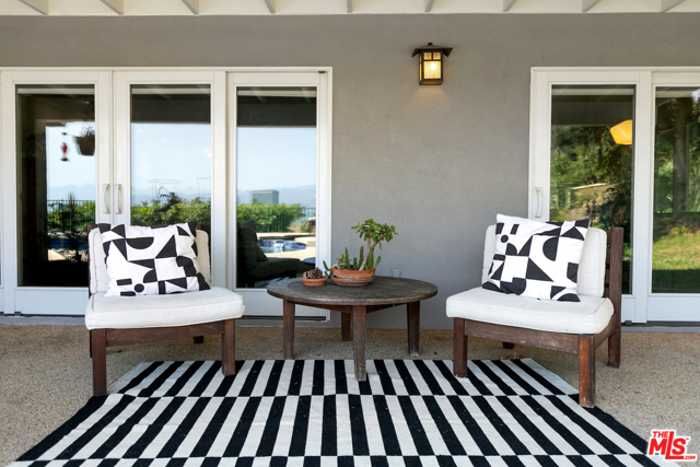 3 Bed Home for Sale in Studio City, California