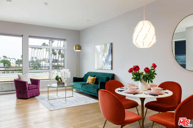 1 Bed Home for Sale in Los Angeles, California