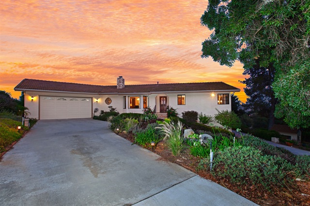4175 Linda Vista Dr