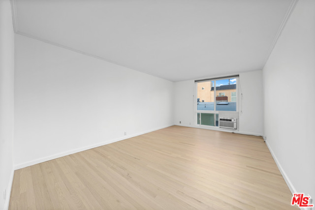 2 Bed Home for Sale in Los Angeles, California