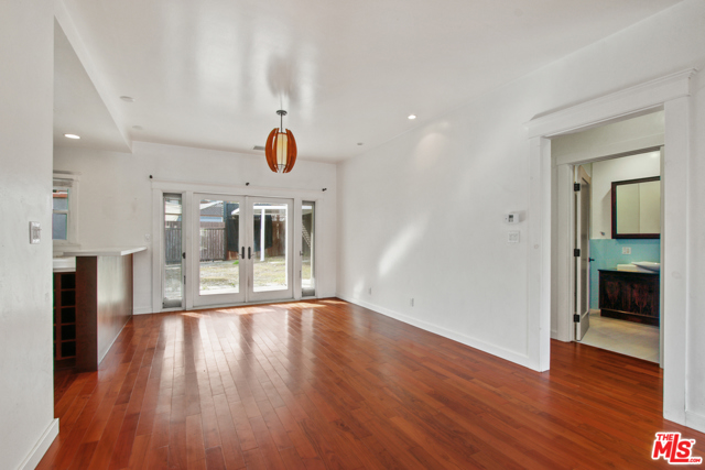 2 Bed Home for Sale in Venice, California