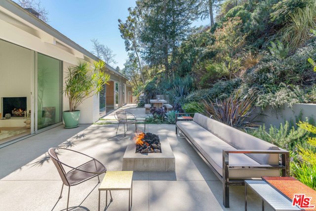 3 Bed Home for Sale in Los Angeles, California