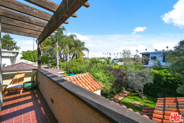 3 Bed Home for Sale in Venice, California