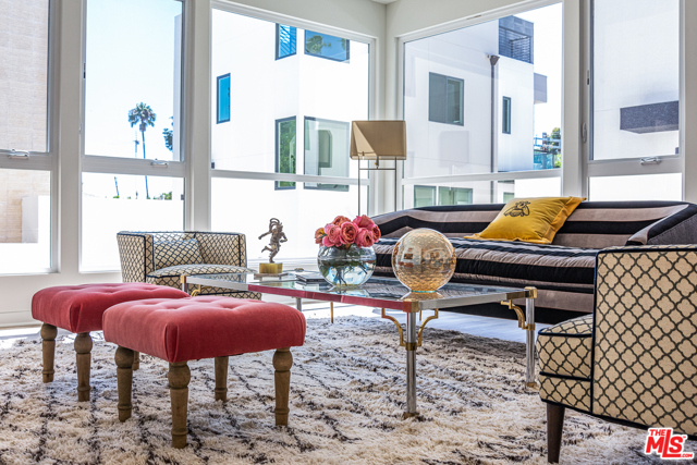 3 Bed Home for Sale in Los Angeles, California
