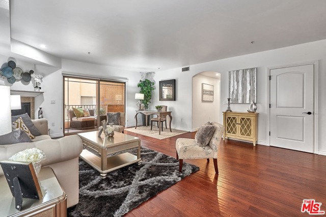 3 Bed Home for Sale in Los Angeles, California