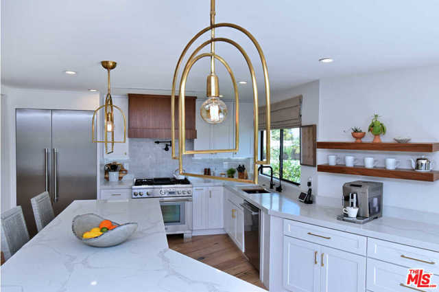 4 Bed Home for Sale in Sherman Oaks, California