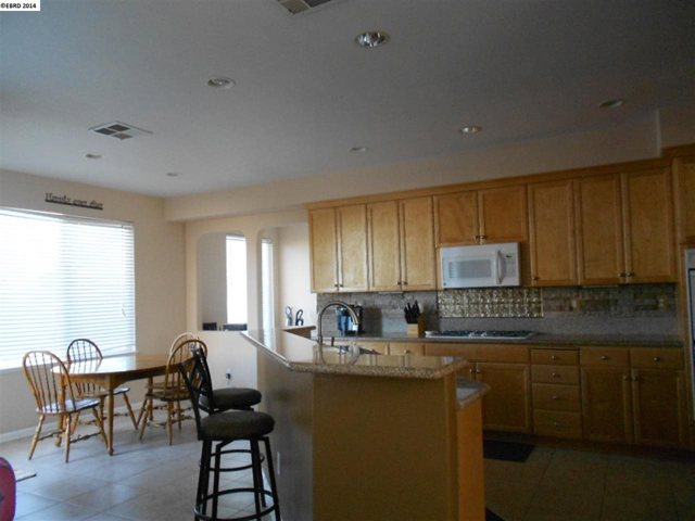 3238 Panda Ct, Antioch, CA 94531 photo 8