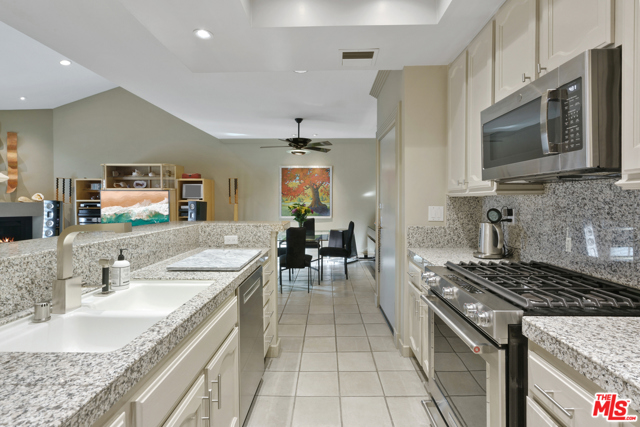 2 Bed Home for Sale in Valley Village, California