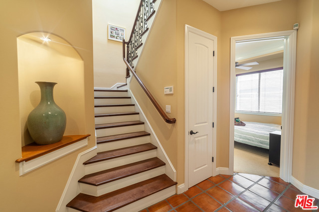 2417 CARNEGIE Lane, Redondo Beach, California 90278, 4 Bedrooms Bedrooms, ,3 BathroomsBathrooms,Residential,Sold,CARNEGIE,19491110