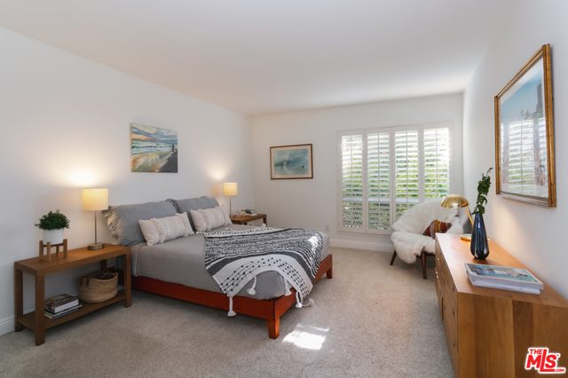 2 Bed Home for Sale in Los Angeles, California