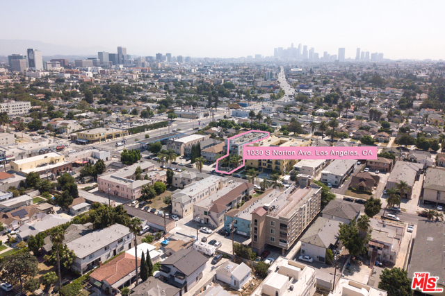 4 Bed Home for Sale in Los Angeles, California